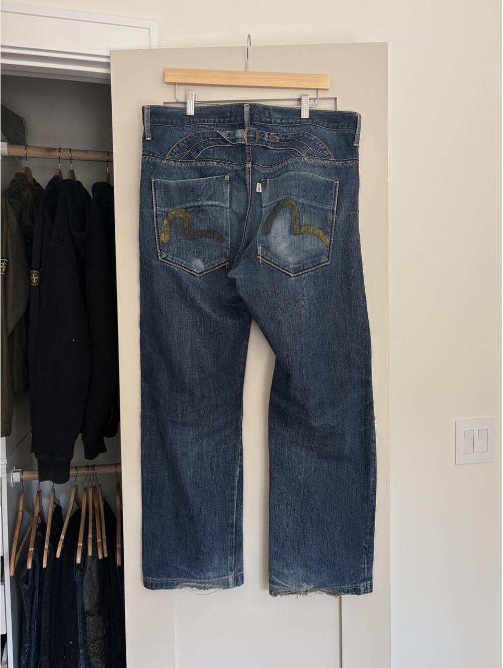 Evisu Bootcut Buckle Back Cinch Jeans super good quality and detail all through